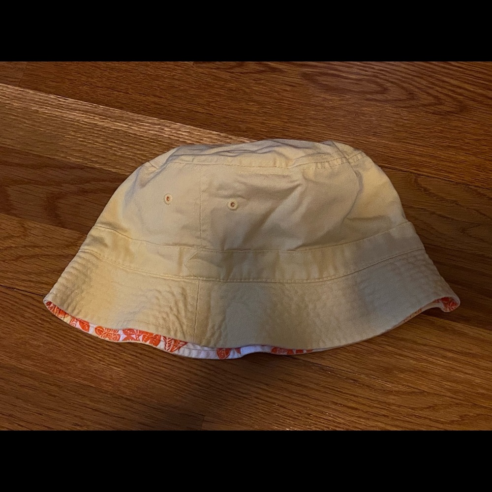 reversible bucket hat